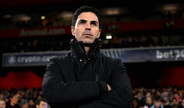 Arsenal: Áp lực mùa hè sau chuỗi ngày về nhì kỷ lục