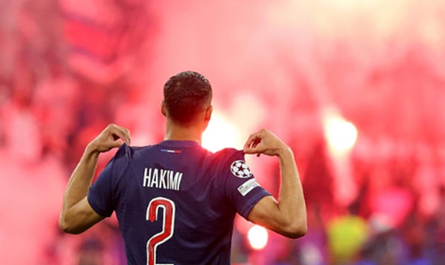 Hakimi lập công, PSG dẫn trước Inter Milan ở chung kết Champions League
