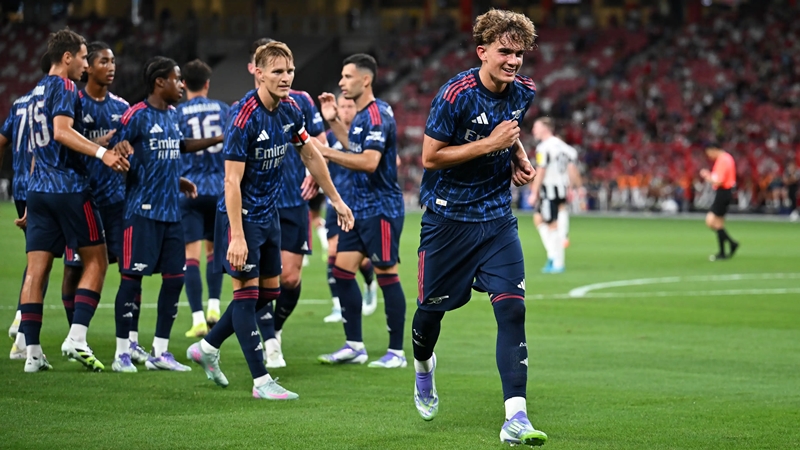 Thần đồng 15 tuổi Max Dowman tỏa sáng rực rỡ, mở ra tương lai tươi sáng cho Arsenal